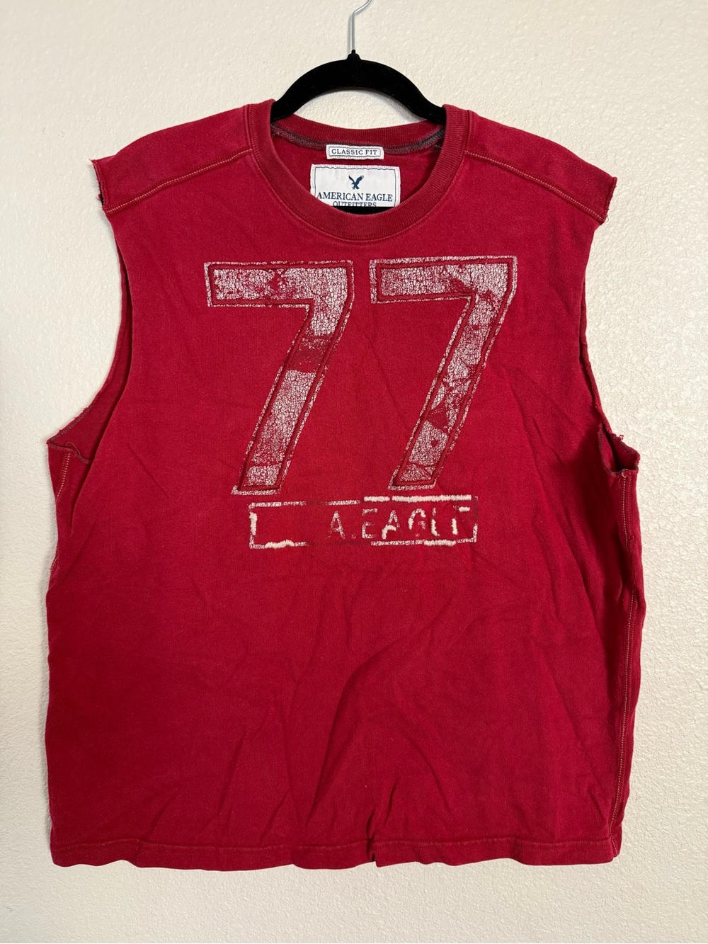 American Eagle Outfitters Red '77' Sleeveless Muscle Tee Mens Size L